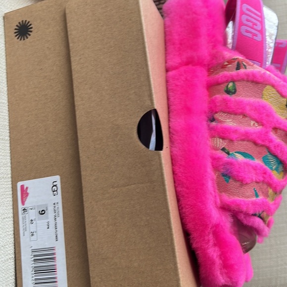 Ugg Fluff Yeah - NEW with tags Size 9 - Picture 7 of 7